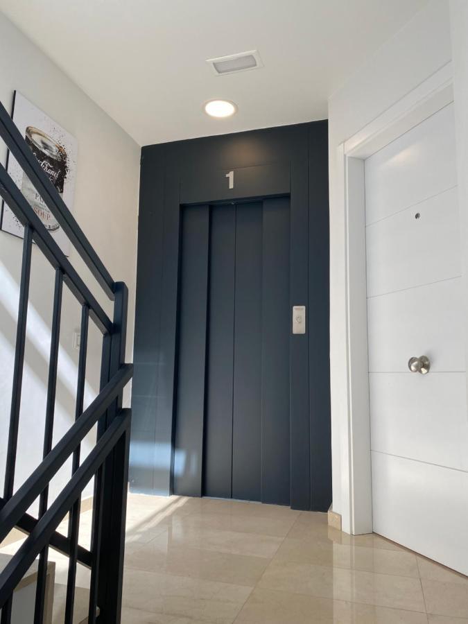 Barcelona Touch Apartments - Progres L'Hospitalet de Llobregat Dış mekan fotoğraf